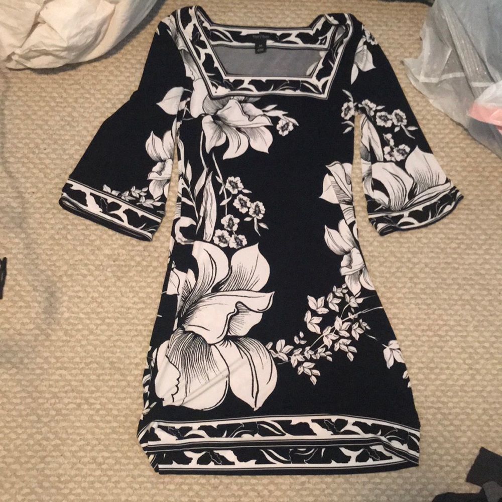Women’s dress